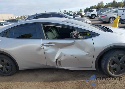 2025 Toyota Prius Le/Xle/Limited/Night Shade из США, поврежденный, VIN JTDACAAU4S3052719